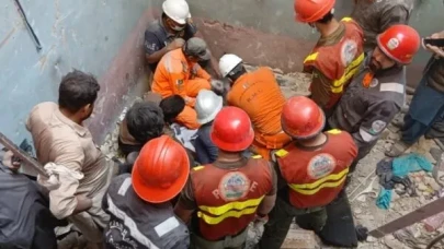 Karaçi'de gaz patlaması: 13 ölü, 14 yaralı, enkaz altında kalanlar var