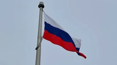 Rusya'nın petrol ve gaz gelirleri neden yarı yarıya azaldı