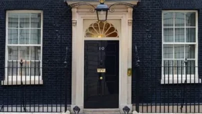 İngiltere Hükümeti'nden İran’a karşı meşru müdafaa vurgusunun altını çizdi