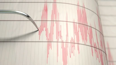 Balıkesir Sındırgı'da 4,0 büyüklüğünde deprem: 14,07 kilometre derinlikte