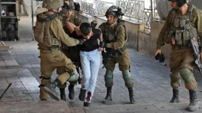 İsrail İşgal Güçleri Batı Şeria'da baskın düzenledi: 9 gözaltı