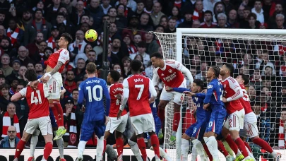 Arsenal, duran toplarla Chelsea'yi 2-1 mağlup etti! Kırmızı Kart Oyun hakkında neyi değiştirdi?