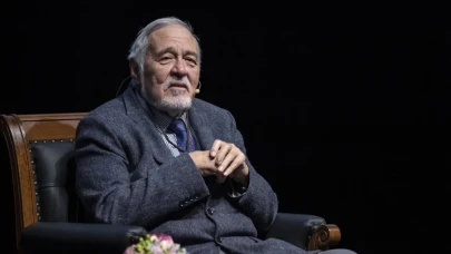 İlber Ortaylı son yolculuğuna uğurlanıyor: Anma töreni sonrası Fatih Camii'nde cenaze gerçekleştirilecek mi?