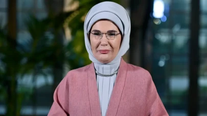 Emine Erdoğan'dan İstanbul'un fethi mesajı