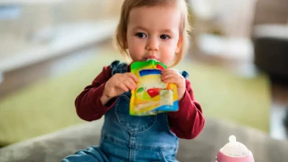 Greenpeace raporu korkuttu: Bebek maması poşetlerinde binlerce mikroplastik tespit edildi
