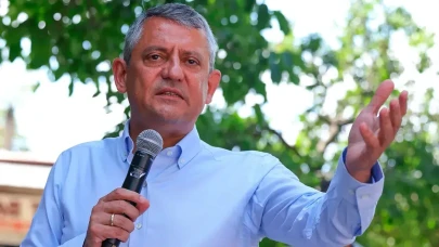CHP lideri Özgür Özel, tutuklu komedyen Deniz Göktaş'ı Tekirdağ'da ziyaret etti