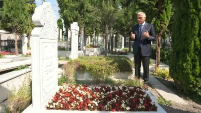 Kültür ve Turizm Bakanı Ersoy tarih dünyasının önemli isimlerini Fatih Külliyesi'nde andı