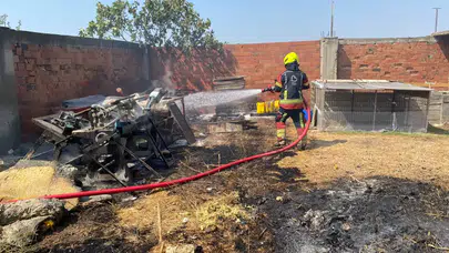 Altıeylül'de iş yeri bahçesinde yangın: 13 personel müdahale etti