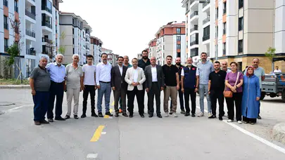 Zafer Mahallesi'nde istişare toplantısı: Başkan Taşkın ve Vekil Babacan yeni konutlarda vatandaşlarla buluştu