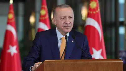 Erdoğan: Türkiye'yi kutlu mücadelesinden kimse vazgeçiremeyecek