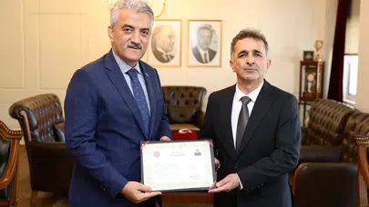 Vali Makas'tan Tuğgeneral Tetik'e teşekkür