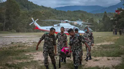 Nepal'deki sel felaketinde 184 turist kurtarıldı, 420 kişiden haber alınamıyor