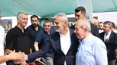 Hatay'da esnafın yanında: Başkan Öntürk'ten sanayi sitesi çıkarması