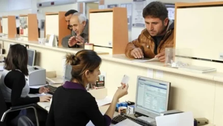 Arefe günü yarım gün mü? Yarın bankalar, kargolar ve noterler açık mı, çalışıyor mu?