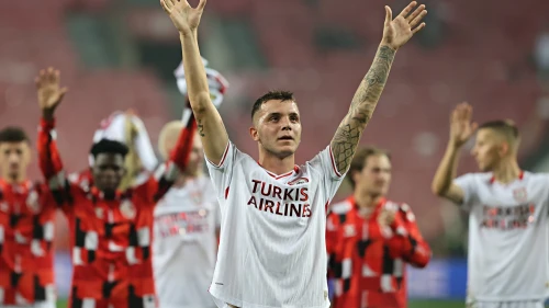 Samsunspor, Hamrun'u 3-0 geçerek liderliğe yükseldi