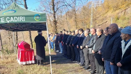 Kıbrıs Gazisi Mehmet Yeşer son yolculuğuna uğurlandı