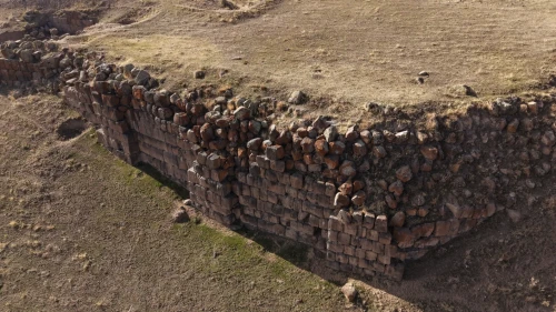 Körzüt Kalesi'nde Urartu mimarisinin sırları açığa çıktı