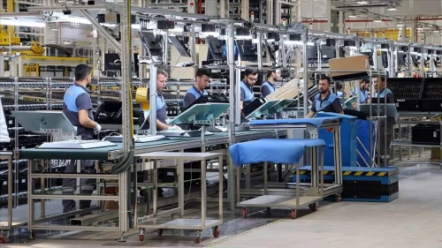 Türkiye'de işsizlik %7,9 ile düşüşte, ancak geniş işsizlik %29,4 ile alarm veriyor