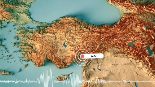 Adana'da 4,5 büyüklüğünde deprem: Can ve mal kaybı yok