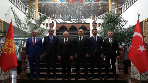 MHP Genel Başkan Yardımcısı Topsakal Cengiz Aytmatov anısına Kırgızistan-Türkiye Manas Üniversitesi'ni ziyaret etti!