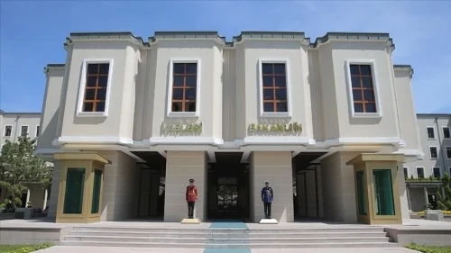 Beş belediye başkanı görevden uzaklaştırıldı