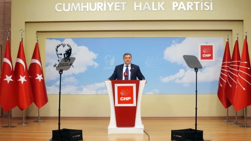 CHP Sözcüsü Yücel: "Demokrasiye Sahip Çıkmanın Suçunu Mu İşledik?"