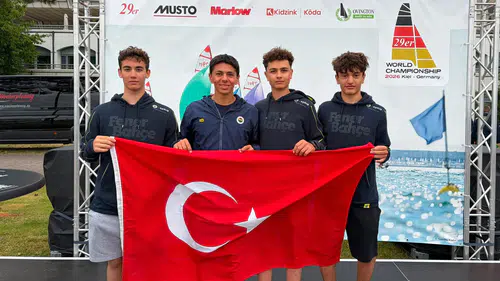 Fenerbahçe yelkencileri 29er Dünya Şampiyonası'nda gümüş madalya kazandı