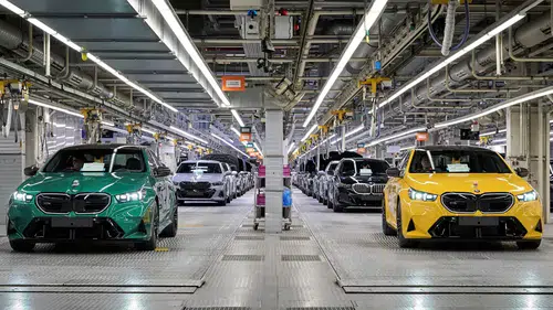 BMW, Çin pazarındaki düşüşle birlikte 8 bin kişiyi işten çıkarıyor