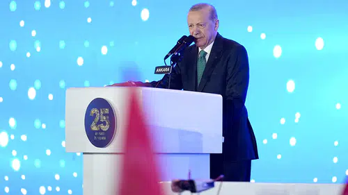 Erdoğan: Ekonomide, sağlıkta, eğitimde ve ulaştırmada Türkiye’ye tarihinin en büyük yatırımlarını kazandırdık