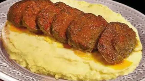 Dalyan Köfte: Türk Mutfağının Renkli ve Lezzetli Rulo İle Tanışın