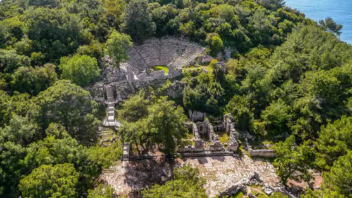 Phaselis Antik Kenti: Akdeniz’in kıyısında tarihe açılan kapı