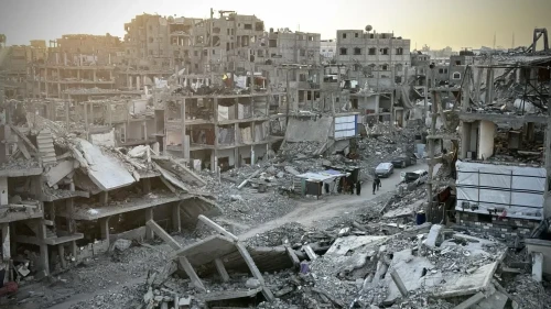 İsrail, ateşkese rağmen Gazze'yi bombalamaya devam ediyor