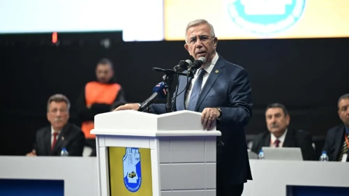 Ankara’da trafik krizi: Yavaş, plansız imarı ve AVM’leri işaret etti