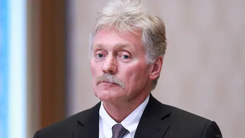 Kremlin'den Abu Dabi zirvesi açıklaması: Üçlü formatta masaya oturulacak
