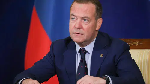 Medvedev'den barış için üç şart: Ukrayna'nın geleceği masada