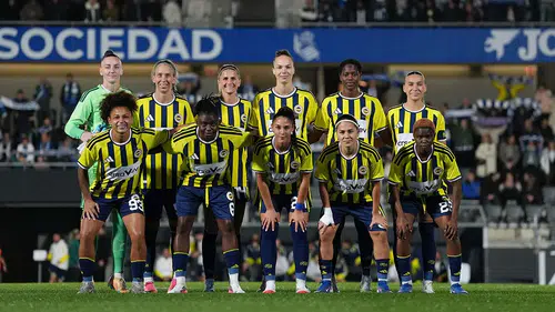 Fenerbahçe arsaVev, Real Sociedad’a 2-0 Mağlup Oldu