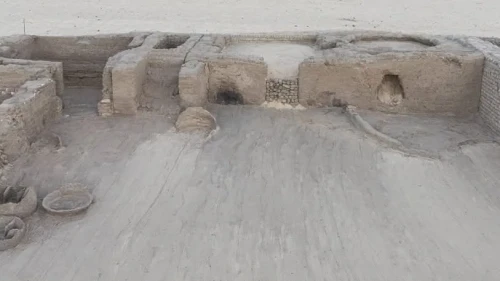 Mısır'da 18'inci yüzyıla ait konut kenti ve Kıpti mezarlığı keşfedildi