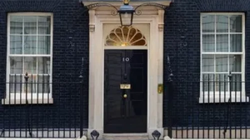 İngiltere Hükümeti'nden İran’a karşı meşru müdafaa vurgusunun altını çizdi