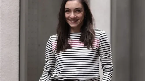 Merve Dizdar'dan şaşırtan itiraf: "4. katı merdivenle çıkıyorum!"