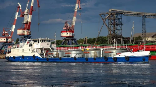 AB, Rus petrol yasağını erteledi... Yeni tarih net değil mi?