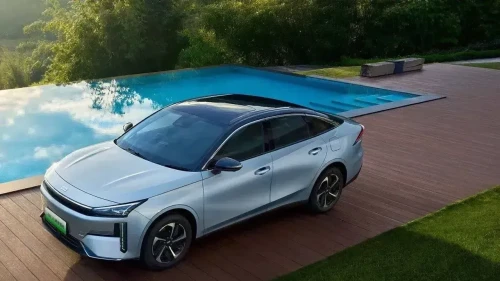 Renault ve Polestar’dan Plug-in Hibritlere Sert Eleştiri 'Sahte PHEV'