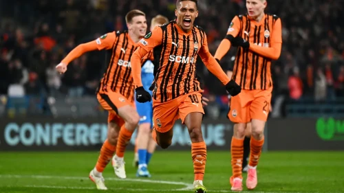 Arda Turan'dan tarihi zafer: Shakhtar Donetsk, AZ Alkmaar'ı 3-0 devirdi