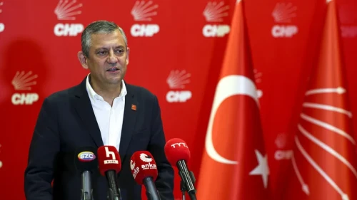 Özgür Özel, vatandaşları CHP Genel Merkezi'ne davet etti: "Mesele milletin meselesidir!"