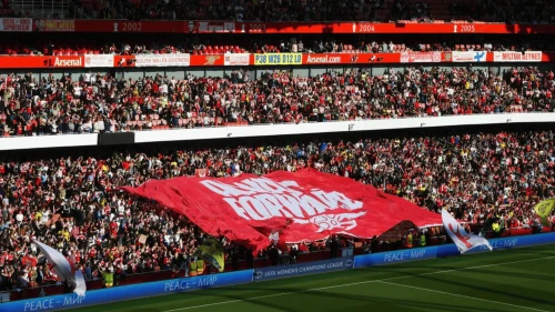 Arsenal Women, Emirates Stadı'nda 50. maçında göz kamaştırdı
