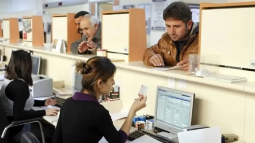 Arefe günü yarım gün mü? Yarın bankalar, kargolar ve noterler açık mı, çalışıyor mu?