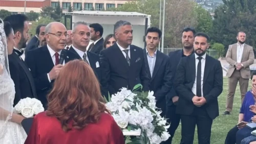 MHP’den Sezer ve Fırat ailelerinin mutlu gününe yoğun katılım
