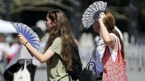 Rekor sıcaklıklar kapıya dayandı! 45 derece alarmı verildi