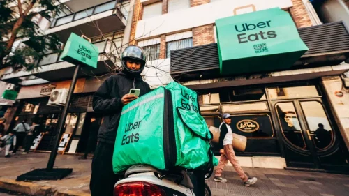 ABD'li Uber Türkiye'de yemek teslimatı sektörünü ele geçiriyor