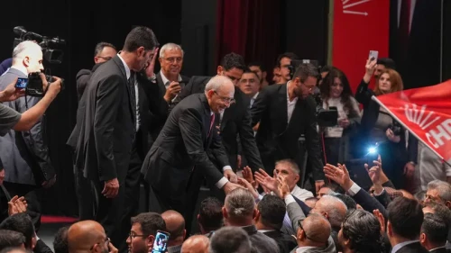 Kılıçdaroğlu sert çıktı: Pavyon köşelerinde para alanlara güle güle