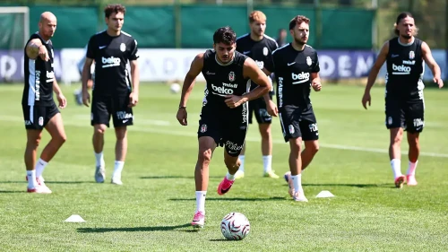 Beşiktaş’ta ayrılık ve kamp mesaisi: 6 futbolcuya veda edildi, Slovakya kamp kadrosu açıklandı